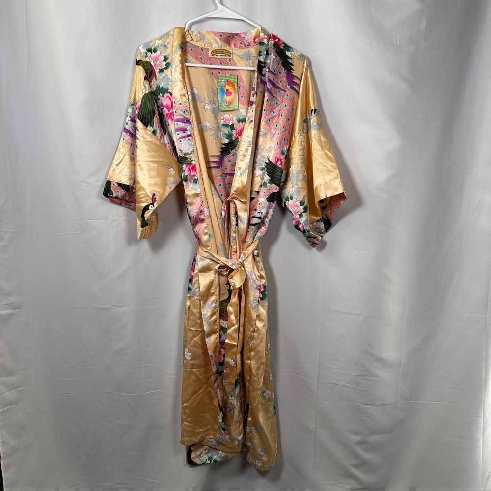 Oriental Village Kimono Robe Satin Look Peacock Floral Champagne OS NWT - Picture 4 of 13